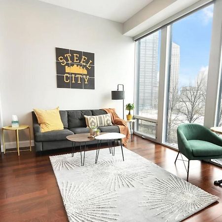 Hostwise Stays - The Washington At Chatham - Free Parking, Private Gym, Skyline Views! بيتسبرغ المظهر الخارجي الصورة