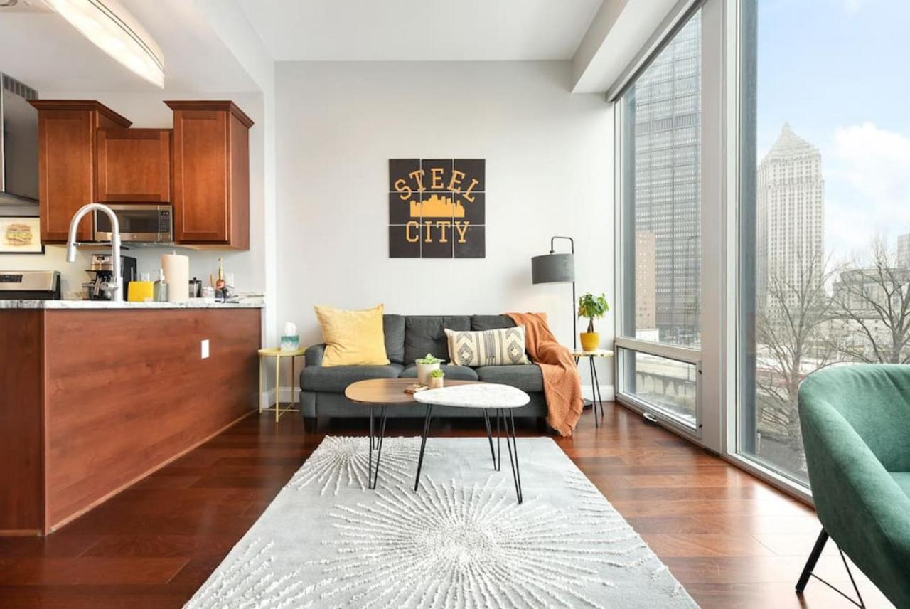 Hostwise Stays - The Washington At Chatham - Free Parking, Private Gym, Skyline Views! بيتسبرغ المظهر الخارجي الصورة