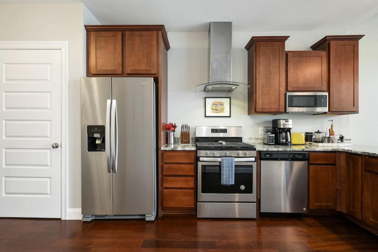 Hostwise Stays - The Washington At Chatham - Free Parking, Private Gym, Skyline Views! بيتسبرغ المظهر الخارجي الصورة