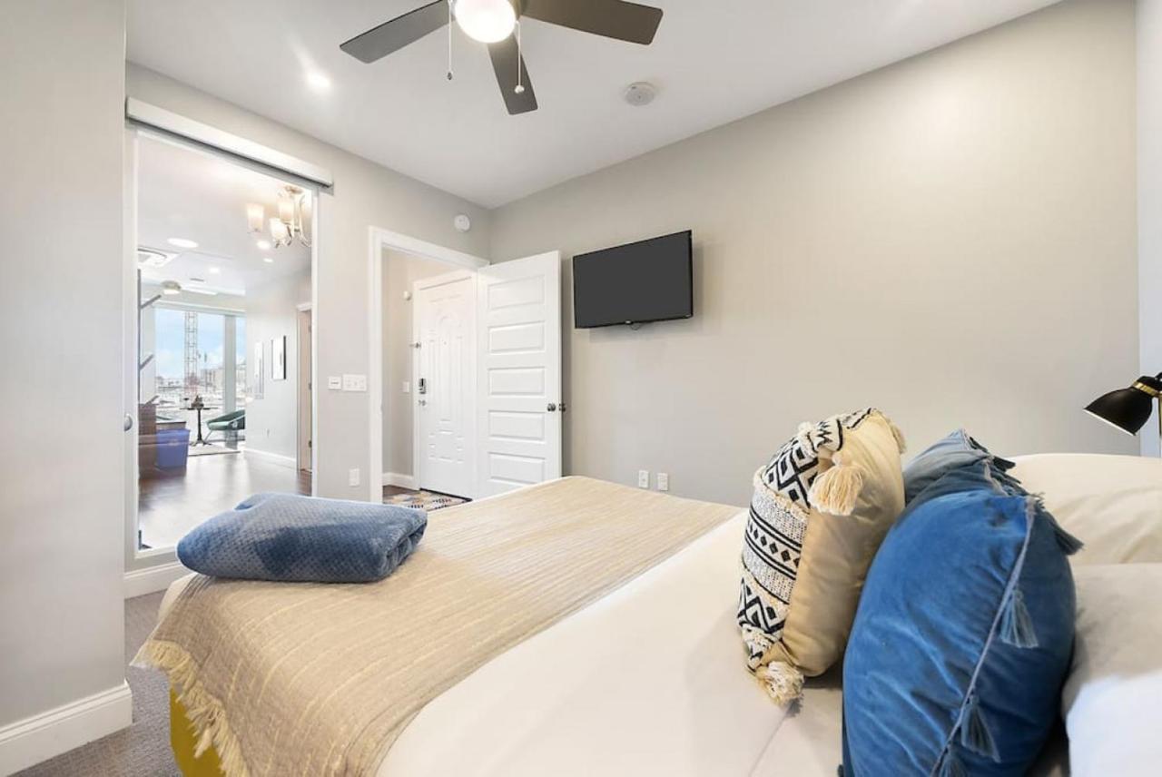 Hostwise Stays - The Washington At Chatham - Free Parking, Private Gym, Skyline Views! بيتسبرغ المظهر الخارجي الصورة